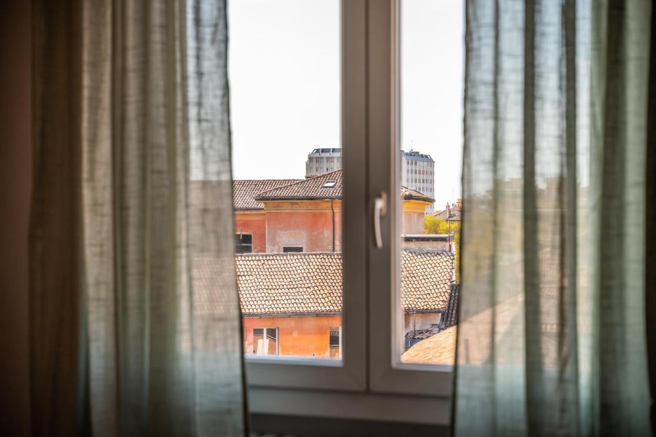 Dalla Bruna - Above The Roofs Of The Centre